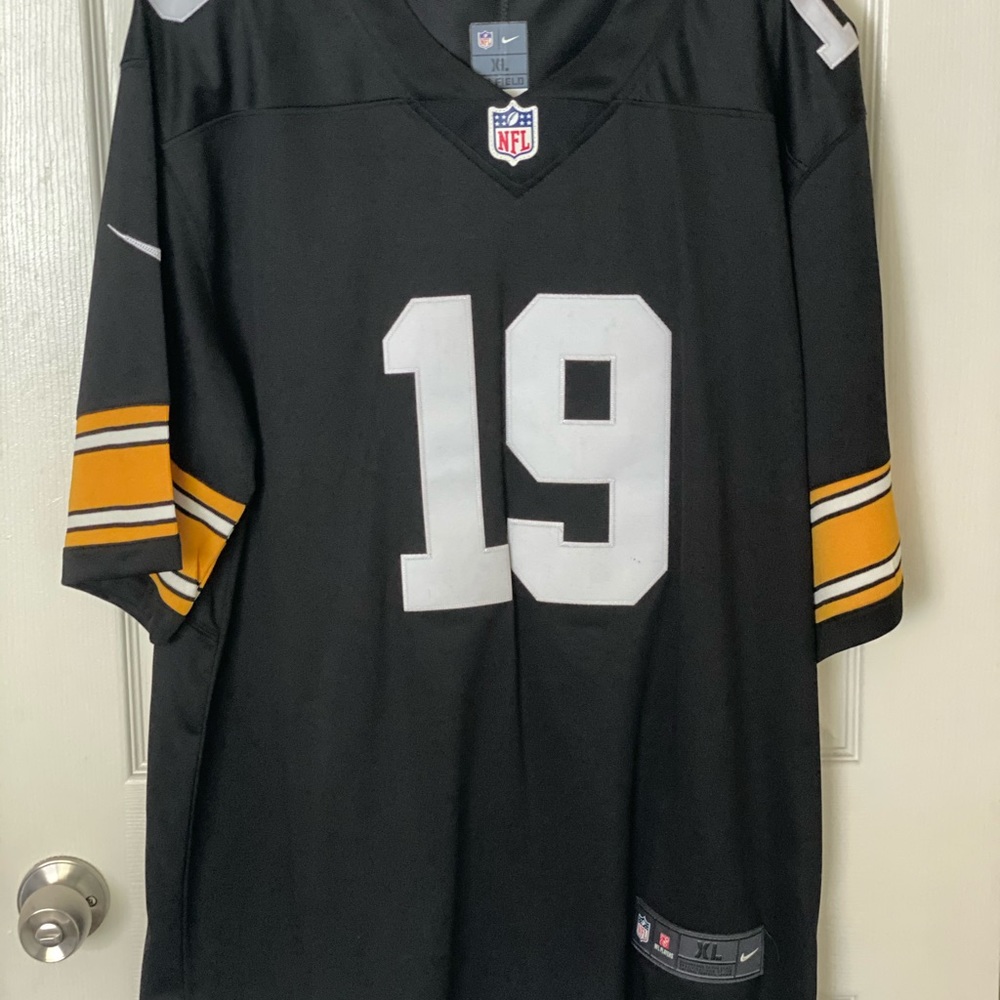 Juju Smith-Schuster jersey